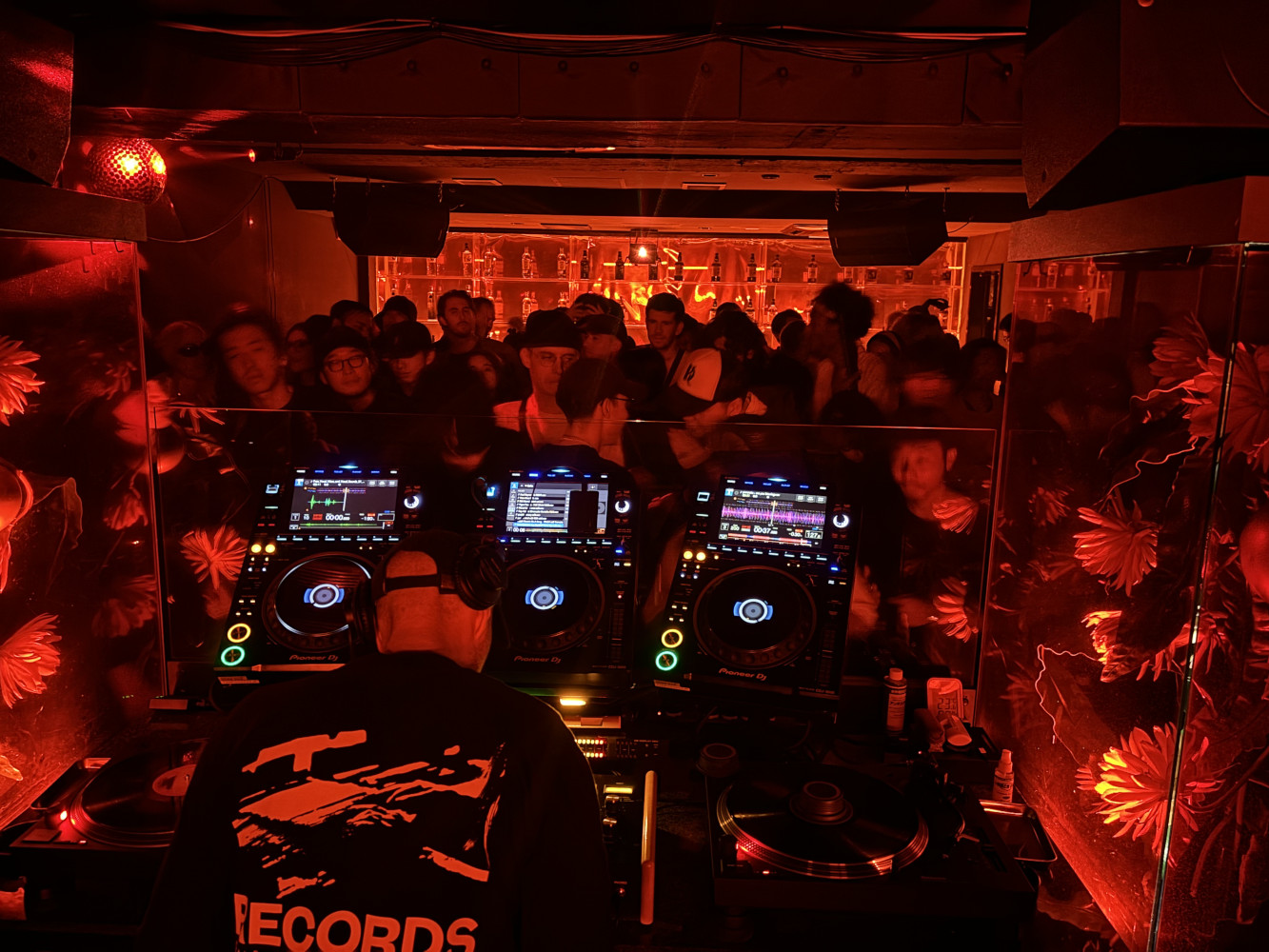 DJ Performance